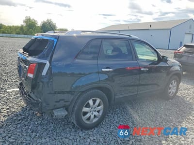 Trzecie zdjęcie samochodu z tyłu: 2012 KIA SORENTO LX VIN:5XYKT3A60CG236103 - miniatura