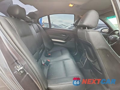 Zdjęcie 10 z 12 samochodu: 2006 BMW 330 I VIN:WBAVB33586KR74098 - miniatura