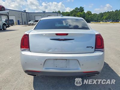 Zdjęcie 6 z 12 samochodu: 2023 CHRYSLER 300 S VIN:2C3CCABG2PH624395 - miniatura