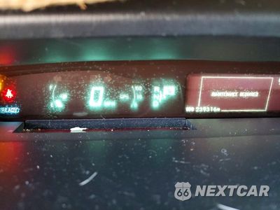 Zdjęcie 9 z 12 samochodu: 2013 TOYOTA PRIUS TWO VIN:JTDKN3DU2D0346341 - miniatura