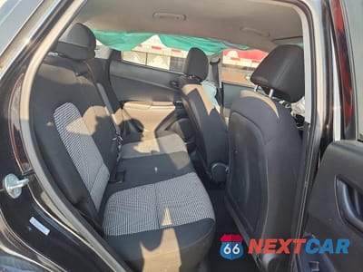 Zdjęcie 10 z 13 samochodu: 2023 HYUNDAI KONA SE VIN:KM8K2CAB5PU050055 - miniatura