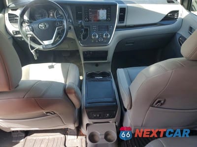 Zdjęcie 8 z 13 samochodu: 2019 TOYOTA SIENNA XLE 7-PASSENGER VIN:5TDDZ3DC8KS220578 - miniatura