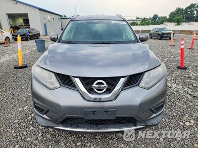 Piąte zdjęcie samochodu w środku: 2015 NISSAN ROGUE SV VIN:KNMAT2MT5FP586741 - miniatura