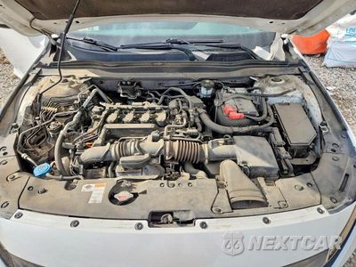 Zdjęcie 11 z 12 samochodu: 2018 HONDA ACCORD SPORT VIN:1HGCV1F30JA038539 - miniatura