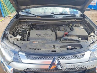 Zdjęcie 11 z 12 samochodu: 2020 MITSUBISHI OUTLANDER SE VIN:JA4AD3A30LJ001760 - miniatura