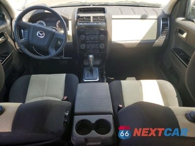 Zdjęcie 8 z 13 samochodu: 2008 MAZDA TRIBUTE S VIN:4F2CZ06118KM00149 - miniatura