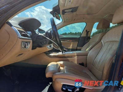 Zdjęcie 7 z 12 samochodu: 2017 BMW 750 XI VIN:WBA7F2C59HG422087 - miniatura