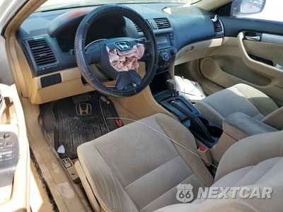 Zdjęcie 8 z 12 samochodu: 2003 HONDA ACCORD LX VIN:1HGCM72283A037211 - miniatura