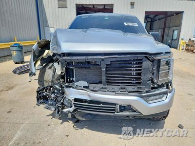 Piąte zdjęcie samochodu w środku: 2023 FORD F150 SUPERCREW VIN:1FTFW1E53PKD28692 - miniatura