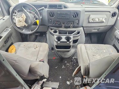 Zdjęcie 8 z 13 samochodu: 2014 FORD E250 DELIVERY VAN VIN:1FTNE2EW0EDA42152 - miniatura