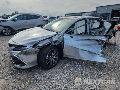 2024 TOYOTA CAMRY XLE 4T1F31AK3RU625761 - główne zdjęcie licytacji z USA - miniatura
