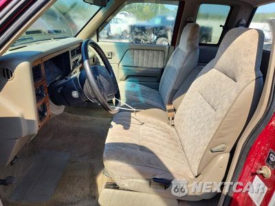 Zdjęcie 7 z 12 samochodu: 1996 DODGE DAKOTA VIN:1B7GL23X0TS555663 - miniatura