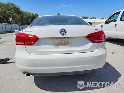 Zdjęcie 6 z 12 samochodu: 2015 VOLKSWAGEN PASSAT S VIN:1VWAS7A37FC080840 - miniatura