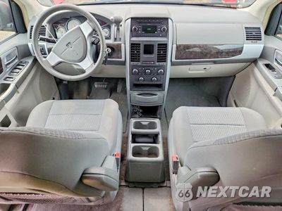 Zdjęcie 8 z 13 samochodu: 2010 DODGE GRAND CARAVAN SXT VIN:2D4RN5D11AR201358 - miniatura
