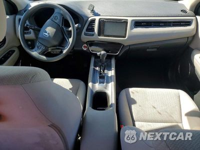 Zdjęcie 8 z 12 samochodu: 2017 HONDA HR-V EX VIN:3CZRU5H56HG708599 - miniatura