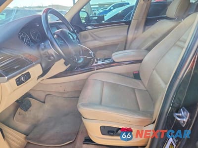 Zdjęcie 7 z 13 samochodu: 2013 BMW X5 XDRIVE35I VIN:5UXZV4C50D0B07371 - miniatura