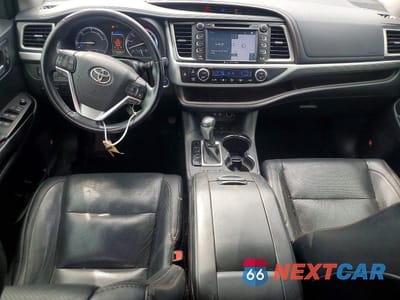 Zdjęcie 8 z 12 samochodu: 2017 TOYOTA HIGHLANDER HYBRID LIMITED VIN:5TDDGRFH8HS024649 - miniatura