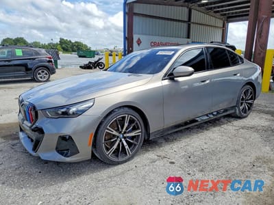2025 BMW 530 I WBA43FJ00SCU10158 - główne zdjęcie licytacji z USA - miniatura