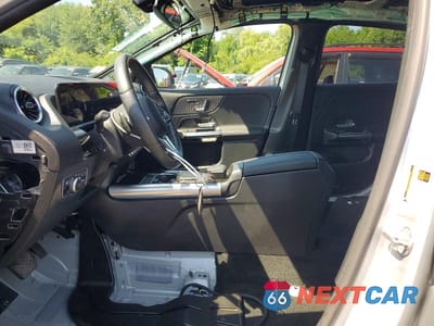 Zdjęcie 7 z 14 samochodu: 2023 MERCEDES-BENZ GLA 250 4MATIC VIN:W1N4N4HB8PJ443607 - miniatura