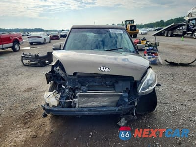 Piąte zdjęcie samochodu w środku: 2013 KIA SOUL + VIN:KNDJT2A60D7489054 - miniatura