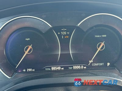 Zdjęcie 8 z 10 samochodu: 2018 BMW X3 XDRIVE30I VIN:5UXTR9C52JLC83288 - miniatura