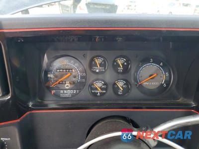 Zdjęcie 9 z 12 samochodu: 1988 CHEVROLET MONTE CARLO VIN:1G1GZ11G4JP122125 - miniatura