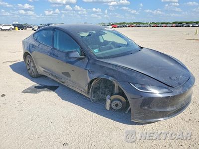 Czwarte zdjęcie samochodu z boku: 2024 TESLA MODEL 3 VIN:5YJ3E1EA5RF759277 - miniatura