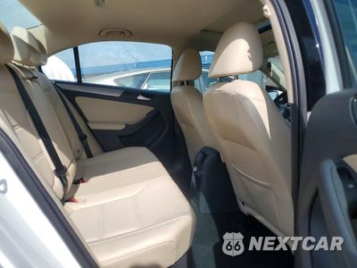 Zdjęcie 10 z 12 samochodu: 2017 VOLKSWAGEN JETTA SE VIN:3VWDB7AJ2HM384333 - miniatura