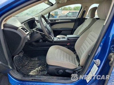 Zdjęcie 7 z 13 samochodu: 2017 FORD FUSION S VIN:3FA6P0G73HR213471 - miniatura