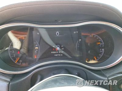 Zdjęcie 9 z 13 samochodu: 2017 JEEP GRAND CHEROKEE SUMMIT VIN:1C4RJFJTXHC811105 - miniatura