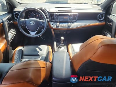 Zdjęcie 8 z 12 samochodu: 2017 TOYOTA RAV4 SE VIN:2T3NFREV3HW380942 - miniatura
