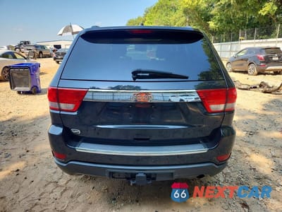 Zdjęcie 6 z 14 samochodu: 2013 JEEP GRAND CHEROKEE OVERLAND VIN:1C4RJECG0DC526109 - miniatura