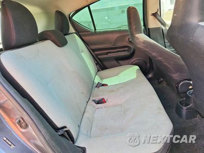 Zdjęcie 10 z 13 samochodu: 2016 TOYOTA PRIUS C ONE VIN:JTDKDTB38G1135382 - miniatura