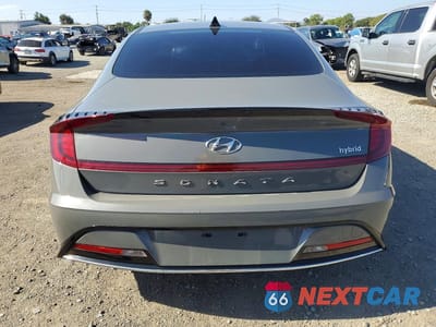 Zdjęcie 6 z 12 samochodu: 2021 HYUNDAI SONATA HYBRID SEL VIN:KMHL34JJ6MA027993 - miniatura