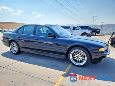 Czwarte zdjęcie samochodu z boku: 2000 BMW 740 I AUTOMATIC VIN:WBAGG834XYDN80415 - miniatura