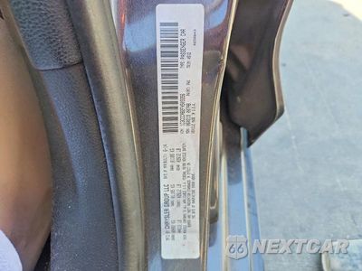 Zdjęcie 12 z 12 samochodu: 2015 CHRYSLER 200 LIMITED VIN:1C3CCCAB2FN503356 - miniatura