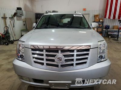 Piąte zdjęcie samochodu w środku: 2011 CADILLAC ESCALADE ESV LUXURY VIN:1GYS4HEF7BR387860 - miniatura