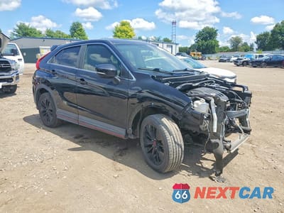Czwarte zdjęcie samochodu z boku: 2019 MITSUBISHI ECLIPSE CROSS LE VIN:JA4AT4AA0KZ028805 - miniatura