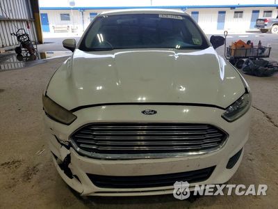 Piąte zdjęcie samochodu w środku: 2016 FORD FUSION S VIN:3FA6P0G74GR337800 - miniatura