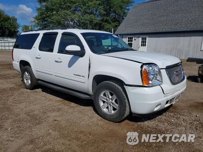Czwarte zdjęcie samochodu z boku: 2012 GMC YUKON XL K1500 SLT VIN:1GKS2LE79CR314731 - miniatura