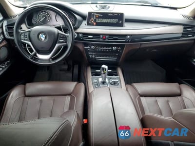Zdjęcie 8 z 13 samochodu: 2016 BMW X5 XDR40E VIN:5UXKT0C55G0S78375 - miniatura