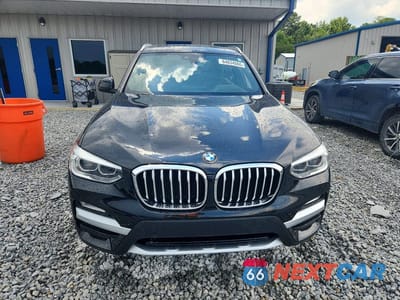 Piąte zdjęcie samochodu w środku: 2019 BMW X3 XDRIVE30I VIN:5UXTR9C57KLE20209 - miniatura