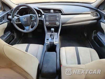 Zdjęcie 8 z 12 samochodu: 2016 HONDA CIVIC LX VIN:2HGFC2F56GH574397 - miniatura