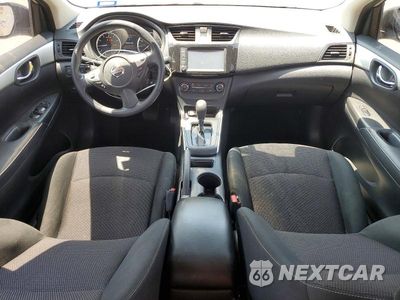 Zdjęcie 8 z 12 samochodu: 2019 NISSAN SENTRA S VIN:3N1AB7AP7KY253282 - miniatura