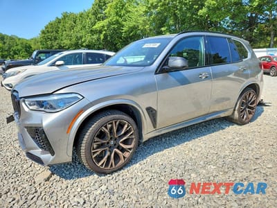 2021 BMW X5 M 5YMJU0C08M9G38996 - główne zdjęcie licytacji z USA - miniatura