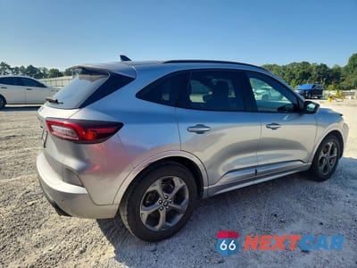 Trzecie zdjęcie samochodu z tyłu: 2024 FORD ESCAPE ST LINE VIN:1FMCU0MN8RUB03191 - miniatura