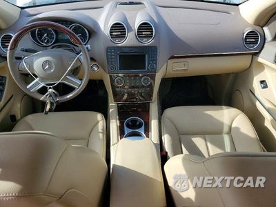 Zdjęcie 8 z 13 samochodu: 2012 MERCEDES-BENZ GL 450 4MATIC VIN:4JGBF7BE9CA771589 - miniatura