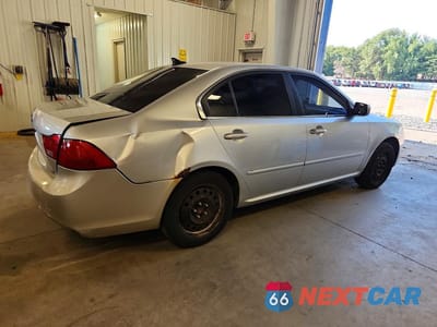 Trzecie zdjęcie samochodu z tyłu: 2009 KIA OPTIMA LX VIN:KNAGE228095351082 - miniatura