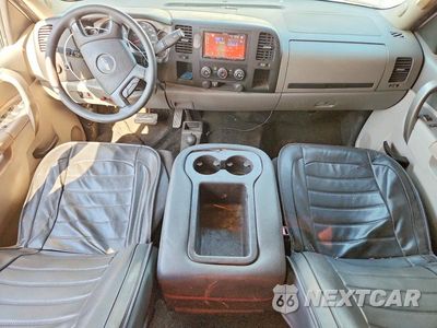 Zdjęcie 8 z 12 samochodu: 2013 CHEVROLET SILVERADO K2500 HEAVY DUTY VIN:1GC2KVCG3DZ304207 - miniatura