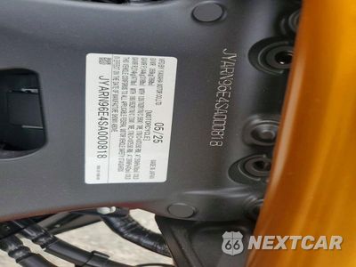 Zdjęcie 9 z 9 samochodu: 2025 YAMAHA MTM890 VIN:JYARN96E4SA000818 - miniatura